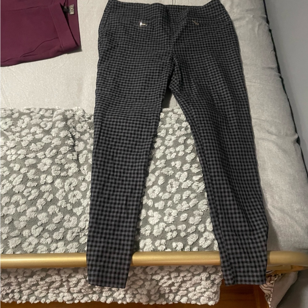 SOHO Black & Grey Checkered Women’s Dress Pant Size Large